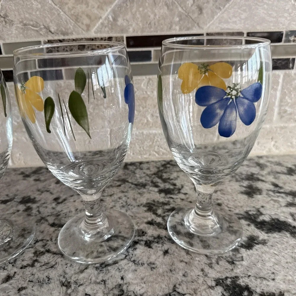 Vtg Lot of 4 Maxam Hand Painted Floral Clear Glass Goblets Daisy Italy